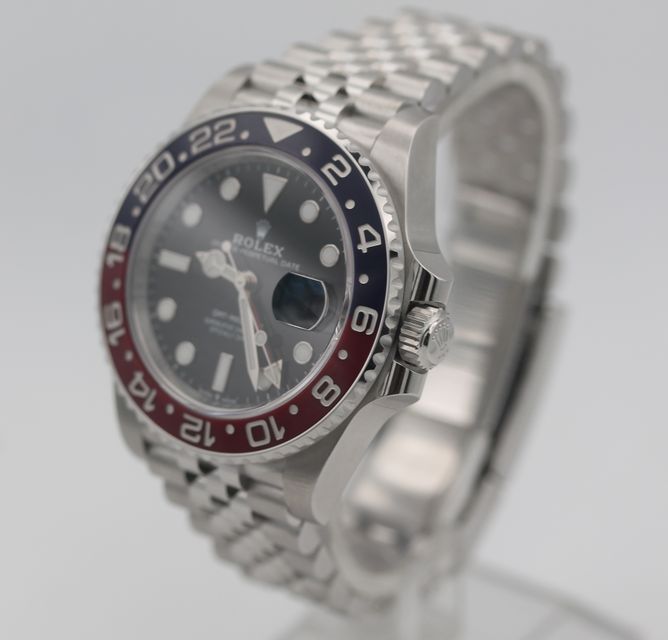 Rolex GMT Master II 126710 BLRO Image 3